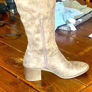 Over the knee Qupid boots